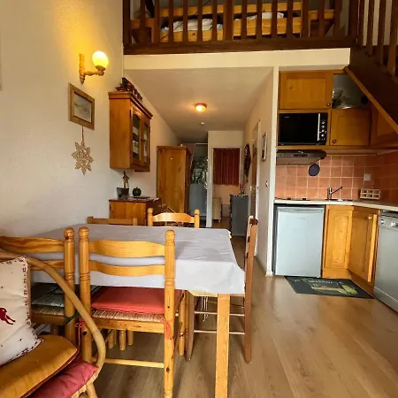Mini T2 Duplex Avec Balcon A Barcelonnette, 1 Km Centre, Ideal Pour 4 Pers., Animaux Interdits - Fr-1-165a-27 Apartment *